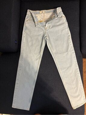 We The Free Light Blue‎ Straight Leg Jeans